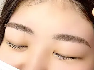 アイブロウ Pua Meliaのマツエク・マツパデザイン