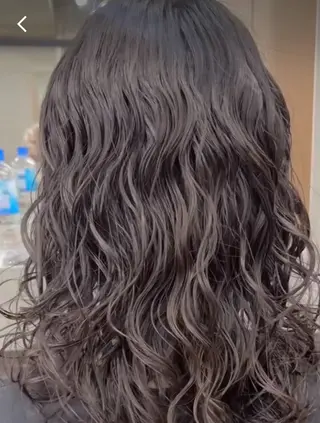 ロング パーマ 花巻 真晃のヘアスタイル
