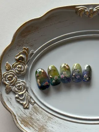 ネイル FIORITURA Maikoのネイルデザイン