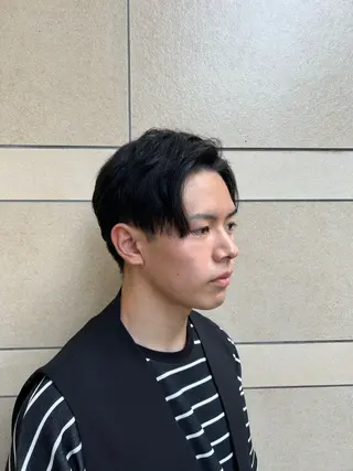 メンズ rio￤ブラウン￤暗 髪￤縮毛矯正🌙のヘアスタイル