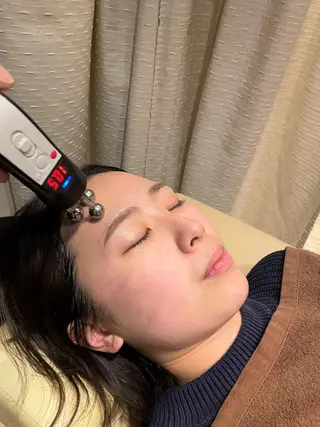 むくみたるみ専門☆ 美容鍼・小顔矯正のエステ・リラクイメージ