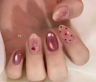 ネイル T. Leeのネイルデザイン