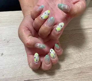 ネイル MINAMI nailsのネイルデザイン