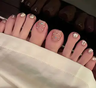 ネイル ishiro 🍂のネイルデザイン