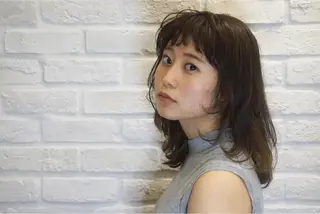 セミロング カラー ヘアアレンジ SHANTi 飯塚 ヘアセット/髪質改善のヘアスタイル