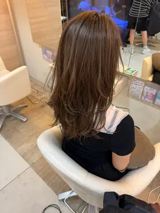 セミロング 💎髪質改善💎艶髪 💎ブリーチ💎津村のヘアスタイル