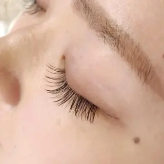 マツエク・マツパ satoko yoshida所属・Yoshida Satokoのマツエク・マツパデザイン