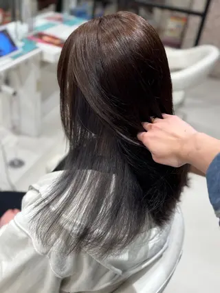 カラー 🌼EARTH 望月美那🌼のヘアスタイル