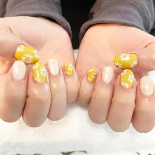 ネイル 近藤 美春のネイルデザイン