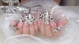 ネイル ハヤシ ミカのネイルデザイン