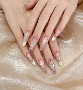ネイル D-BEAUTY Nailsalonのネイルデザイン