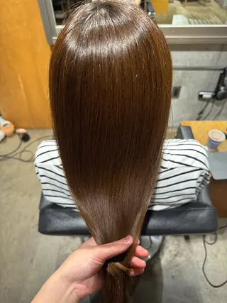 ロング 染谷 奈保のヘアスタイル