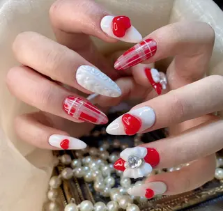 ネイル Queens みなみのネイルデザイン