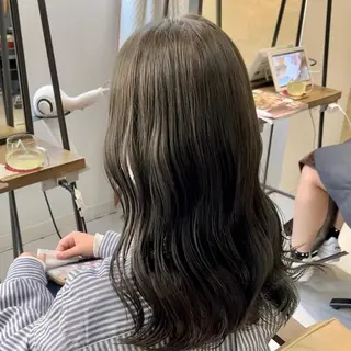 ロング メンズバレイヤージュ 斉藤春のヘアスタイル