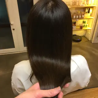 ミディアム カラー パーマ ヘアアレンジ メンズ眉毛ITSUK Iメンズ専門　新宿の眉毛・アイブロウイメージ