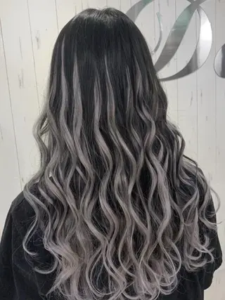 ロング カラー ヘアアレンジ Device ディバイスのヘアスタイル