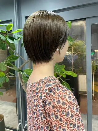 ショート カラー 🌟満足度No.1/ 似合わせ/AYA🌟のヘアスタイル