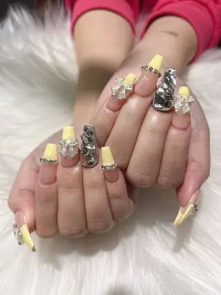 ネイル KISHIMOTO NOZOMIのネイルデザイン