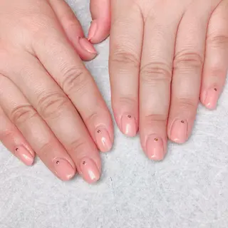 ネイル THECOLORS所属・近貞 莉奈のネイルデザイン