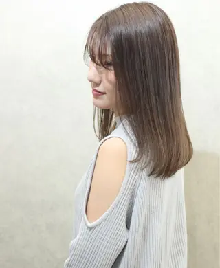 セミロング カラー ヘアアレンジ ROOTS martinのヘアスタイル