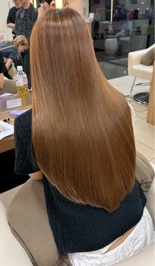 ロング ダブルカラーベージュ カラー/tuburaのヘアスタイル