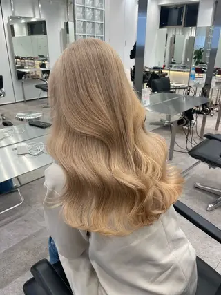 ロング カラー 酒井 竜也のヘアスタイル