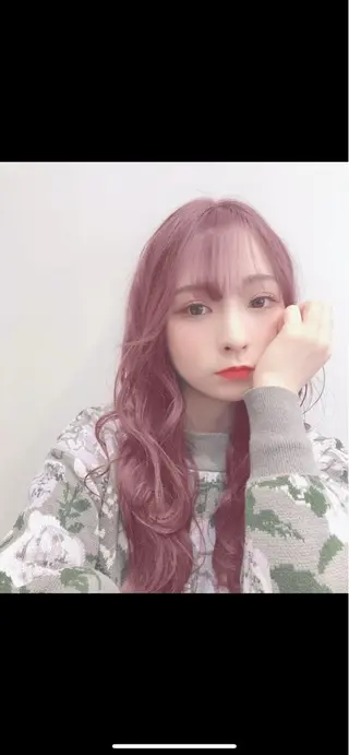 ロング 絶対可愛い暖色カラー 🌷うる艶✨山下七海のヘアスタイル