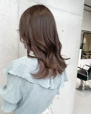 ロング カラー 透明感/オリーブ/ グレージュ/YUKAのヘアスタイル