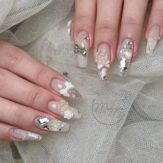 ネイル Maggie Nail🦩のネイルデザイン
