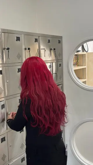 ロング デザインカラー 🥣EMIKA♡彡のヘアスタイル