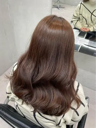 セミロング カラー IO イオリのヘアスタイル