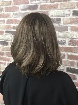 カラー Gemini所属・hairsolon Geminiのヘアスタイル