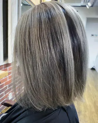 ミディアム カルラ　蒲田店所属・大久保寿高✨ なりたい色を叶える✨のヘアスタイル