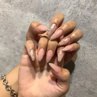 ネイル _white 上本町店のネイルデザイン