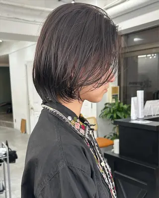 ミディアム カラー レイヤーボブ/ 艶カラー/サナ🌼のヘアスタイル