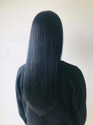 ロング カラー Adachi Fujikoのヘアスタイル