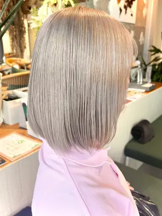ショート カラー 廣瀬 ちよみのヘアスタイル