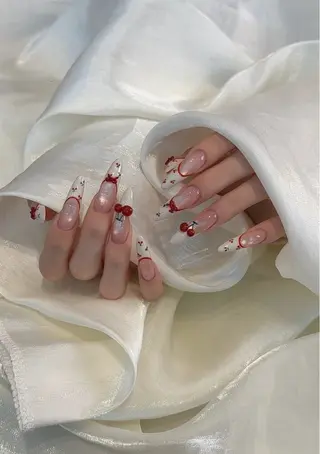 ネイル BEAUTY NAIL SALON所属・beautynail Emiのネイルデザイン