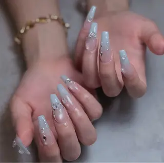 ネイル Lyna 池袋のネイルデザイン