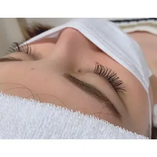 マツエク・マツパ 田上 (たのうえ)のヘアスタイル