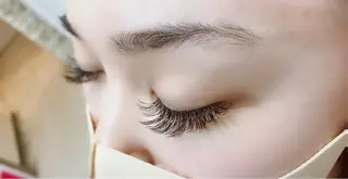 マツエク・マツパ リン リンのネイルデザイン