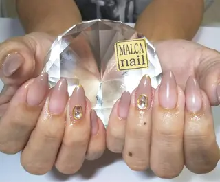 ミディアム カラー パーマ ヘアアレンジ キッズ ネイル マツエク・マツパ MALCAnail(マルカネイル)所属・荒木 莉奈のネイルデザイン