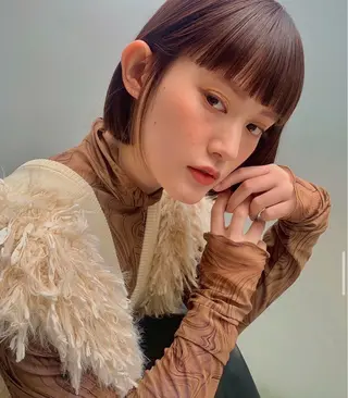 ショート カラー uyu 【ウユ】のヘアスタイル