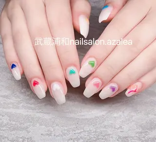 ネイル R inのネイルデザイン