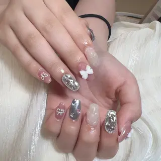 ネイル 🎀nana🫧 ワンホンネイル🎀のネイルデザイン