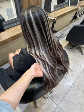 赤み消しカラー🌱 YUZUKI🫧のヘアスタイル