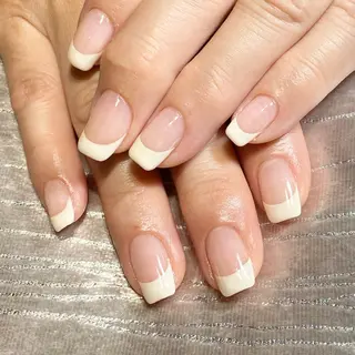 ネイル Flore (フロール)の眉毛・アイブロウイメージ