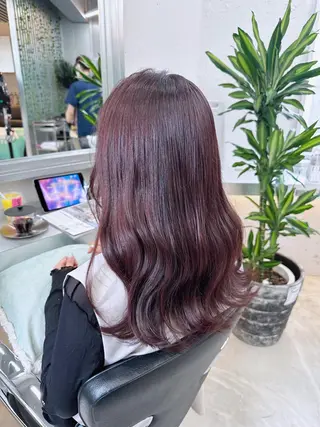 セミロング カラー 岡野 静華のヘアスタイル