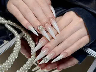 ロング Rolakira マニのネイルデザイン