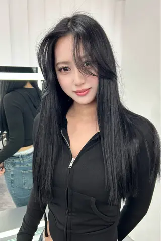 ロング カラー LANDS所属・nanaka 🤍韓国ワンホンヘアのヘアスタイル